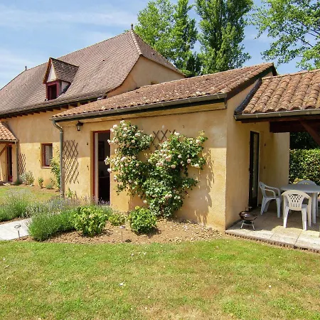 In Vezac Near Forest And Nyaraló Beynac-et-Cazenac