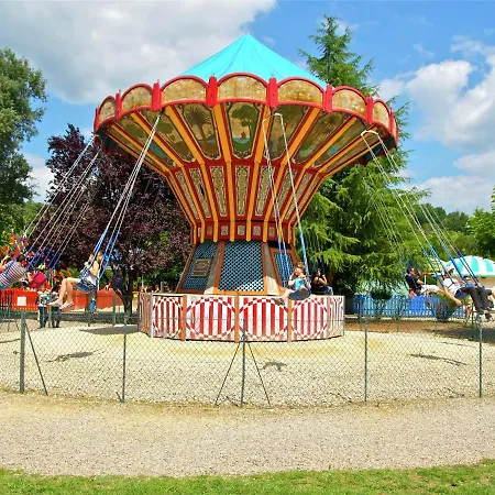 Charming With Pool In Vezac *